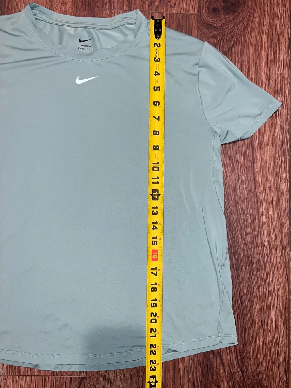 Nike Light Blue Short Sleeve Top and High-Waist Leggings Set